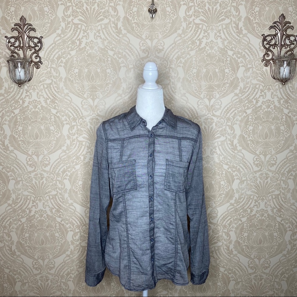 Maurices 2 Pocket Button Down Shirt
